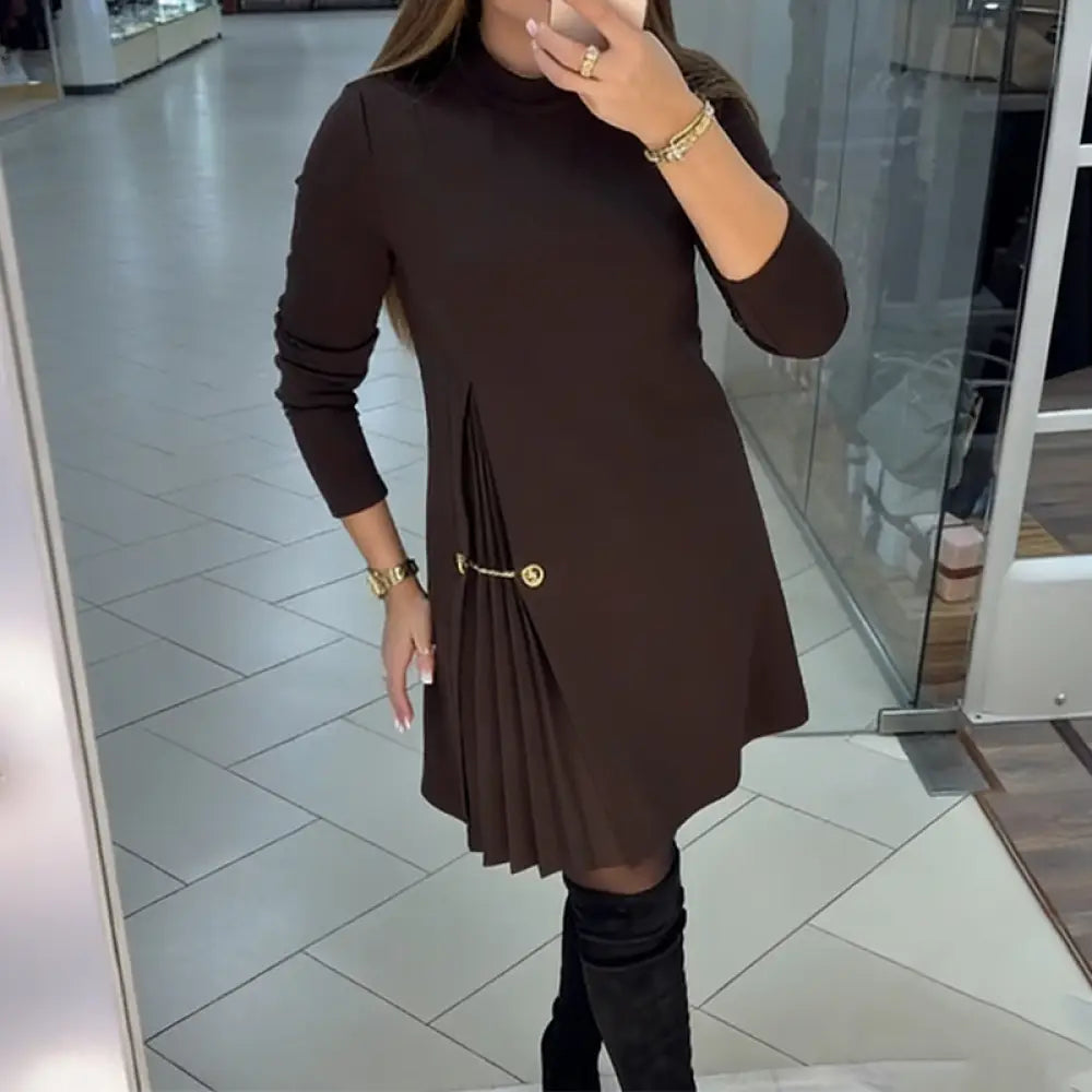 MADELINE – ELEGANT MINI DRESS WITH PLEATED ACCENTS - Brown / S - Kleid