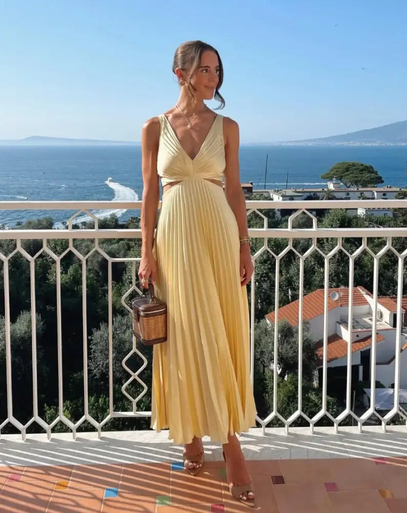Zoe - Dreamy Maxi Dress - Maxi Dress